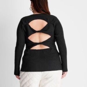 NWOT future collective Black Cutout twist Back Sweater size 4X